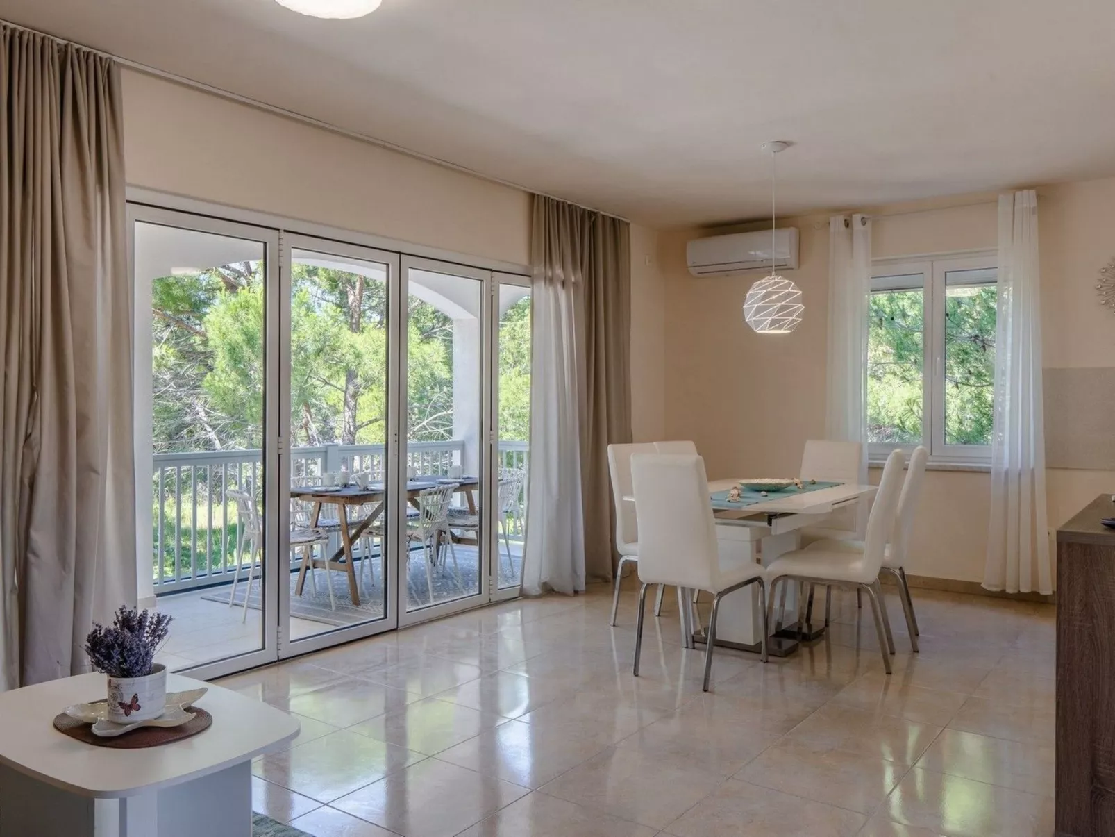 Apartment Sum mora 3 - Image-tags.info