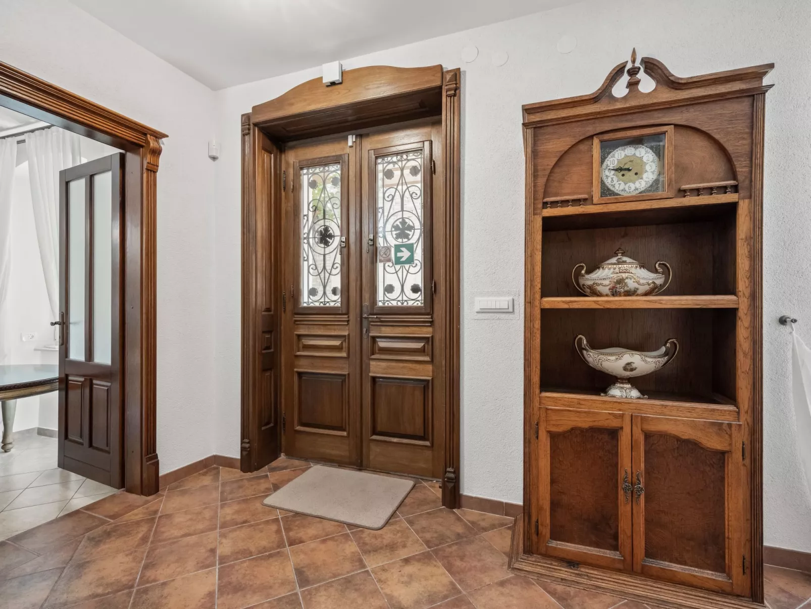 Villa Anna Varos - Image-tags.info