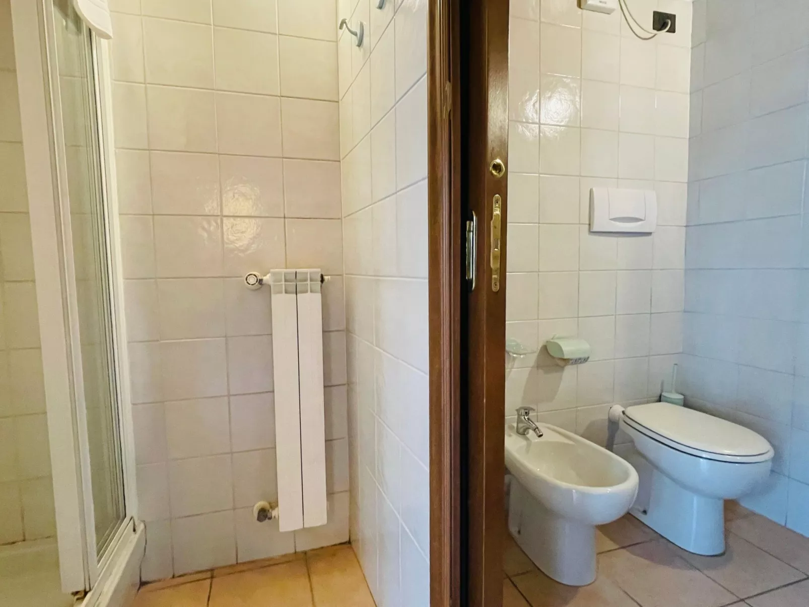 Zwei-Zimmer-Wohnung im Dachgeschoss 5 p. l. Villa Frejus - Image-tags.info