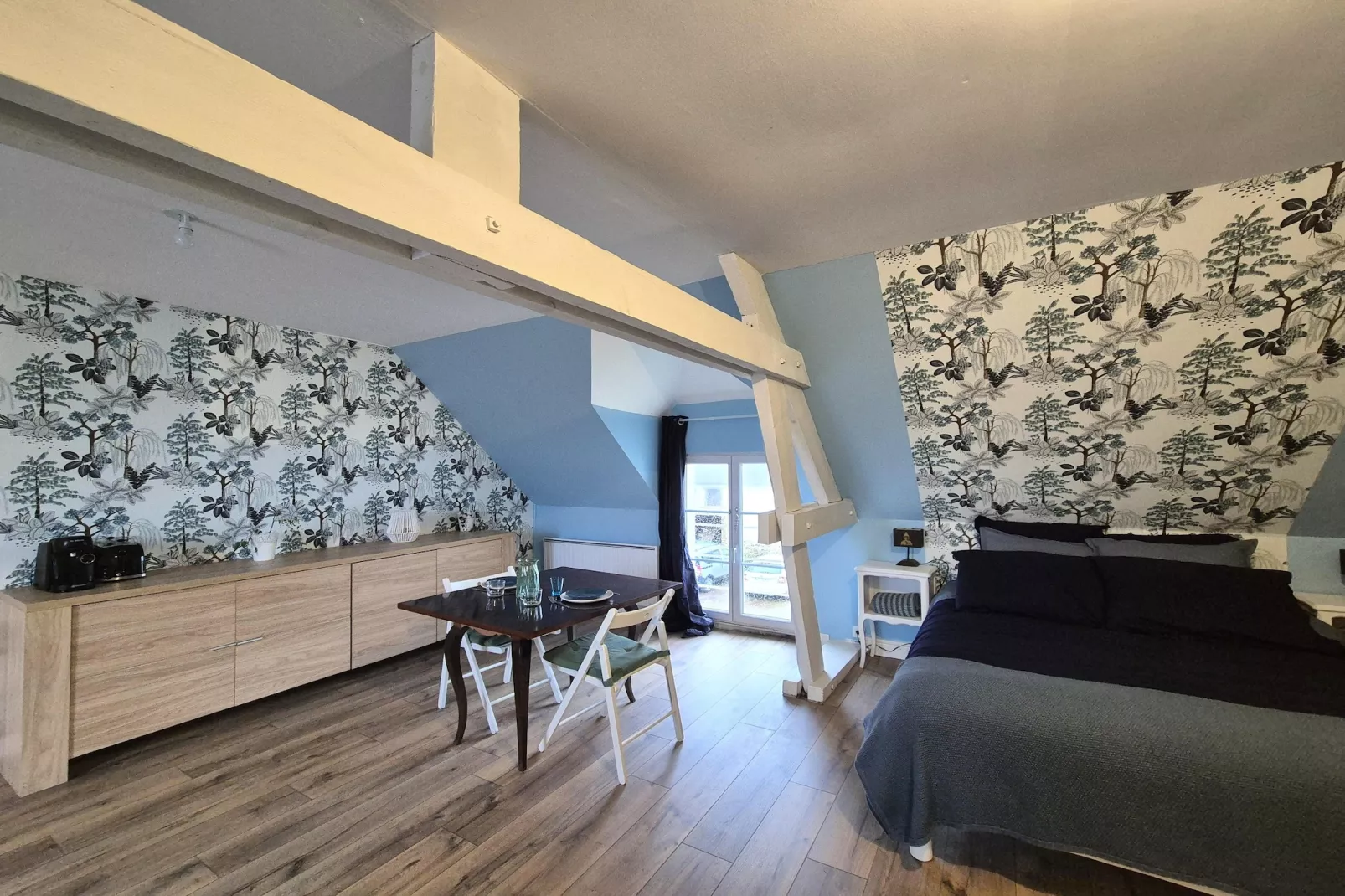 Studio au 1er étage - Eetkamer