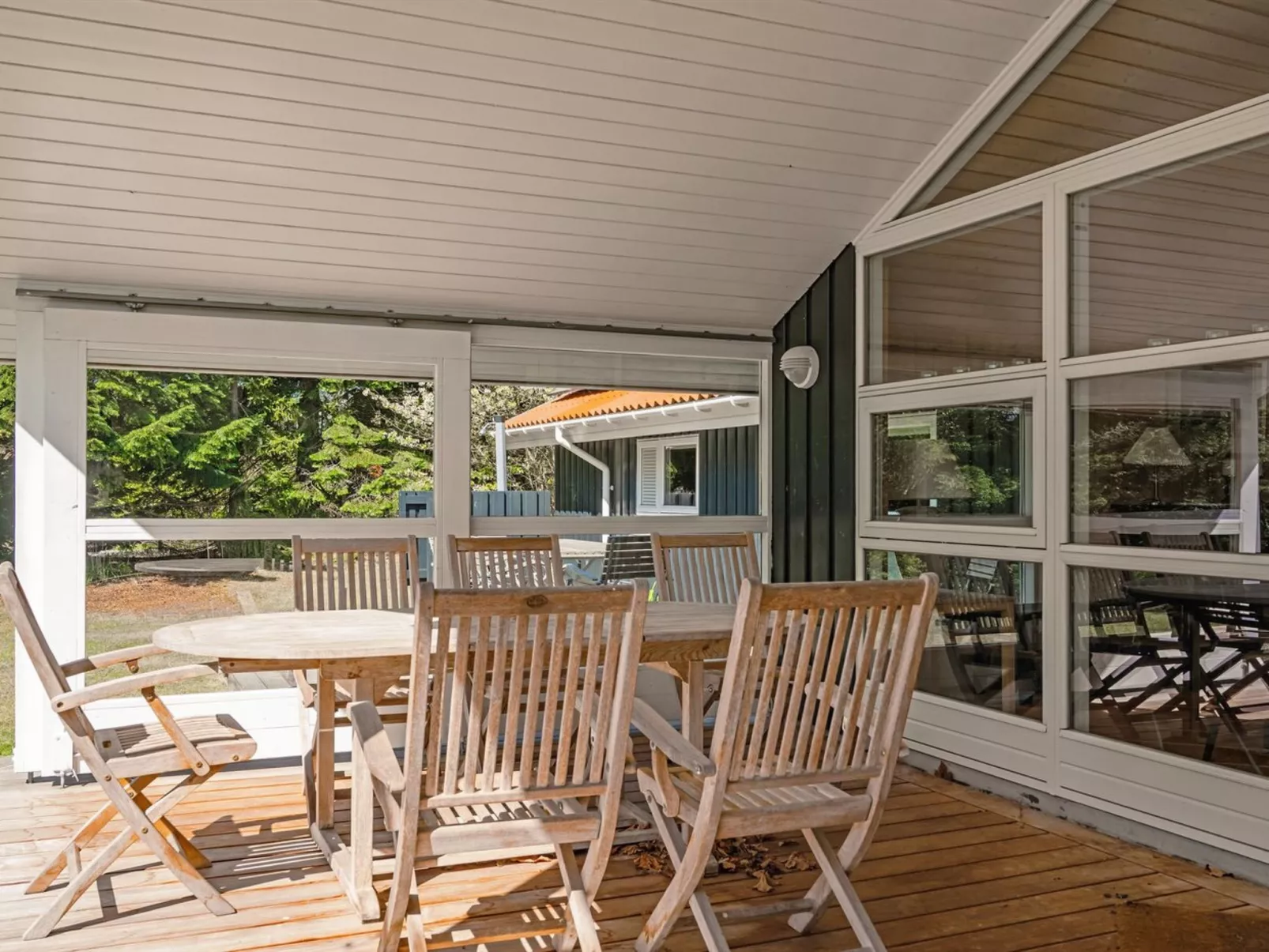 "Hollie" - 75m from the sea-Buiten