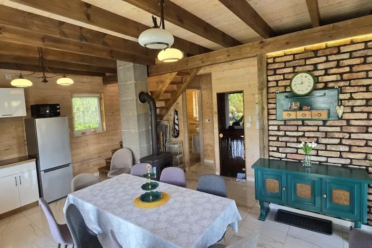 Domek wakacyjny DELUXE dla max 4 osób w Bałachach - Woonkamer