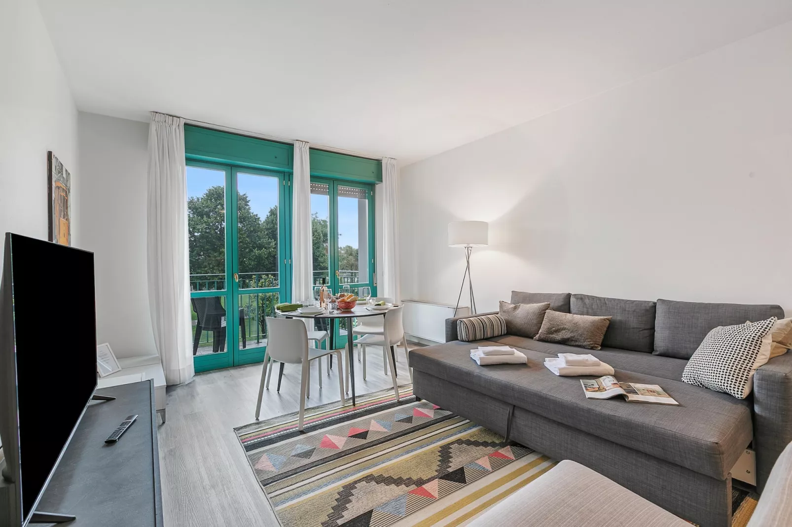 RESIDENCE PORTO LETIZIA - PALACE-1ROOM APT 4 PAX MOUNTAIN VIEW DELUXE8204 - P1MD4 - Woonkamer