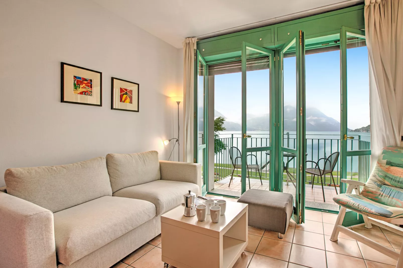 RESIDENCE PORTO LETIZIA - PALACE-2ROOM APT 6 PAX LAKE VIEW 8209 - P2LP6 - Woonkamer