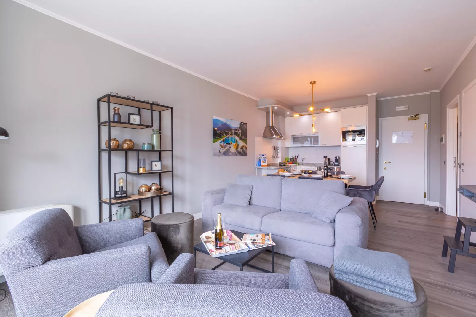 RESIDENCE PORTO LETIZIA - PALACE-2ROOM APT 6 PAX LAKE VIEW DELUXE 8210 - P2LD6 - Woonkamer