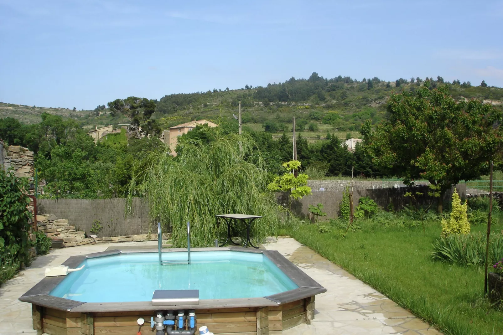 VILLA - FELINES MINERVOIS - Uitzicht zomer