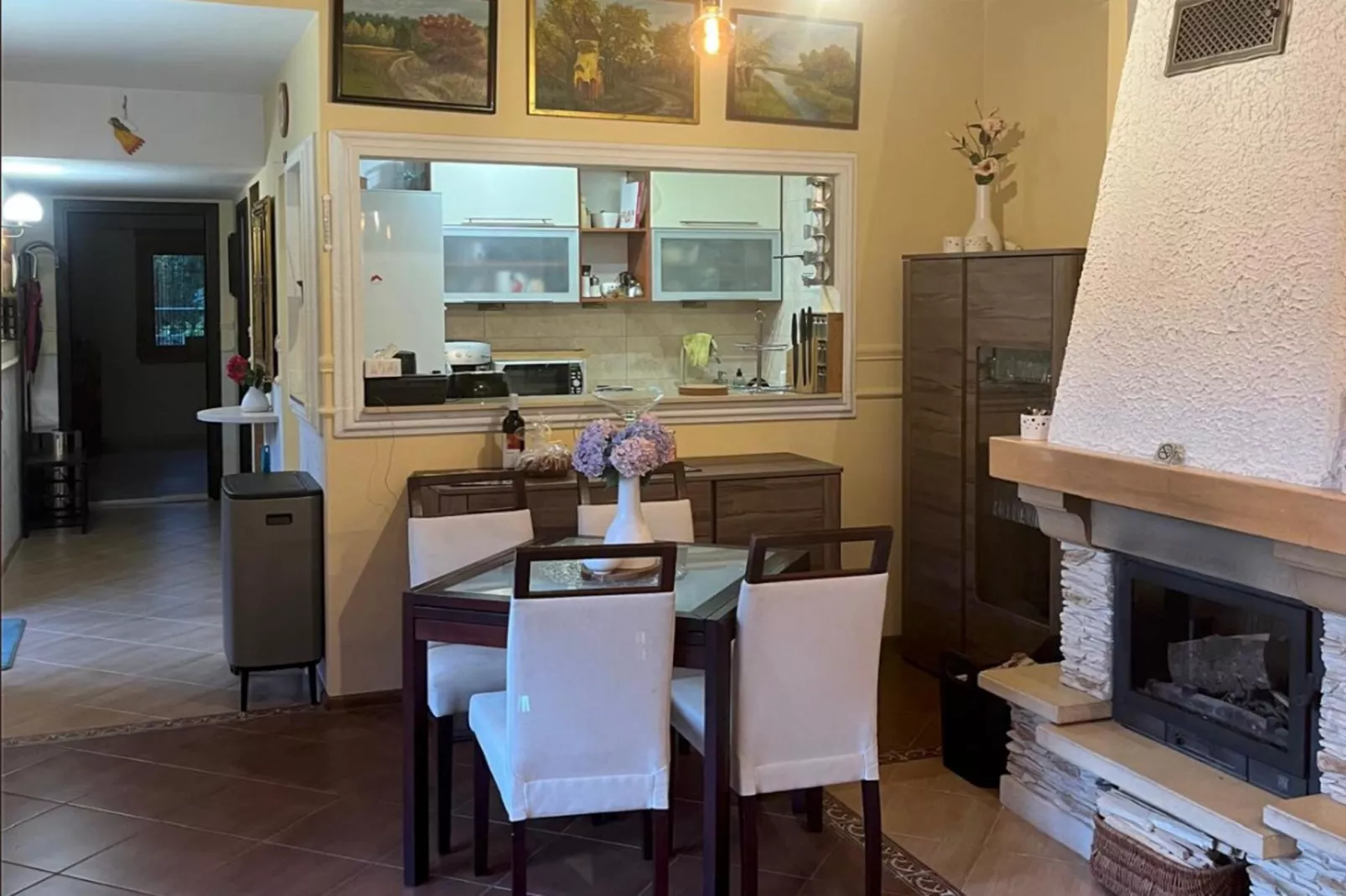 Dom wakacyjny w Krzyni dla max 7 osób-Eetkamer