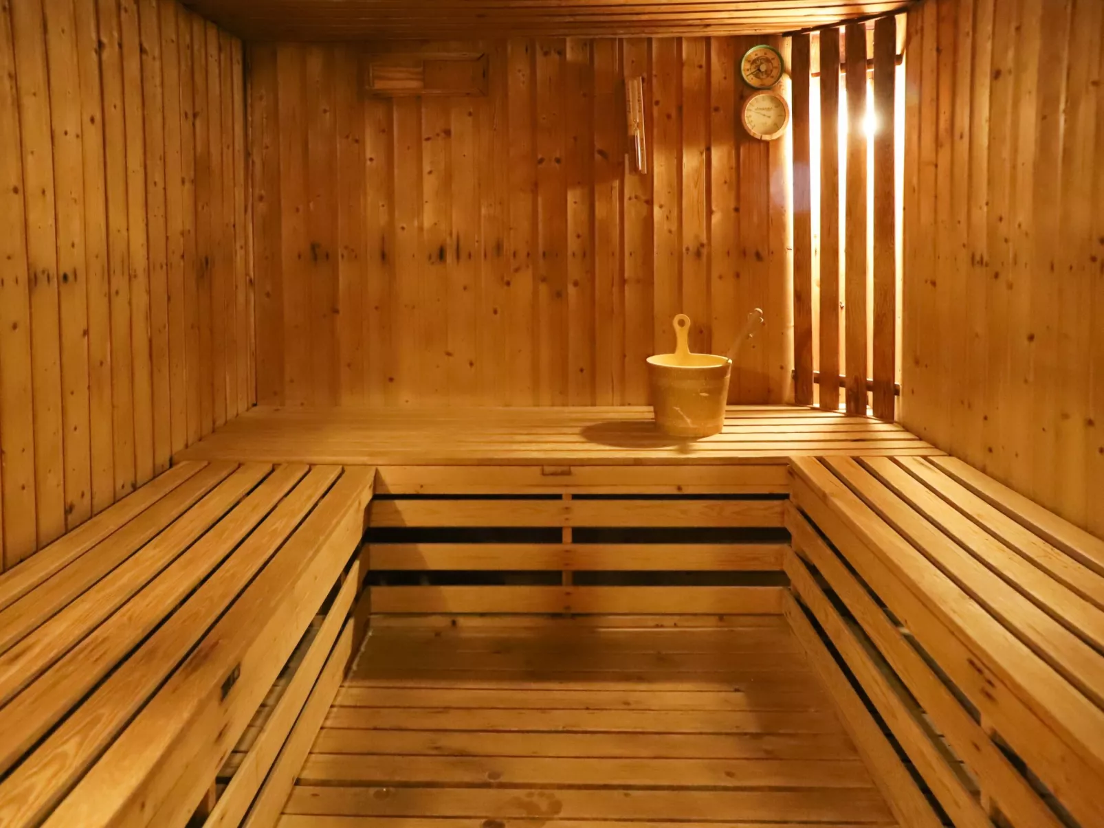 Grand Hôtel B47 - Binnen