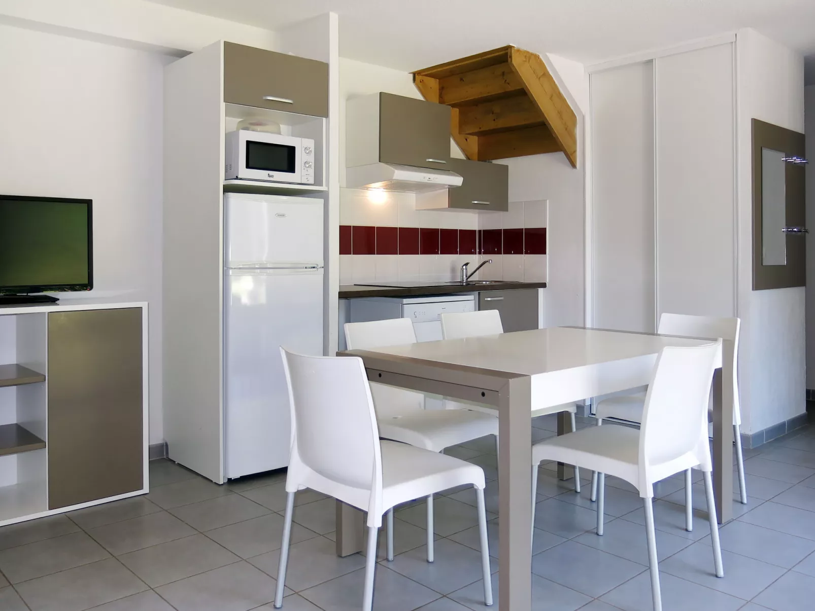 Le Domaine de la Corniche-Binnen