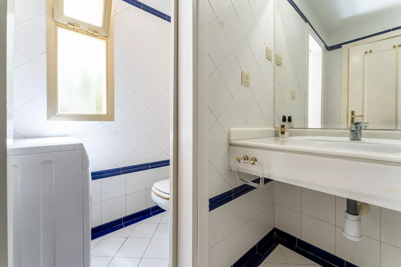 CT 103 - Faro's Romana Playa Studio 142 - Badkamer