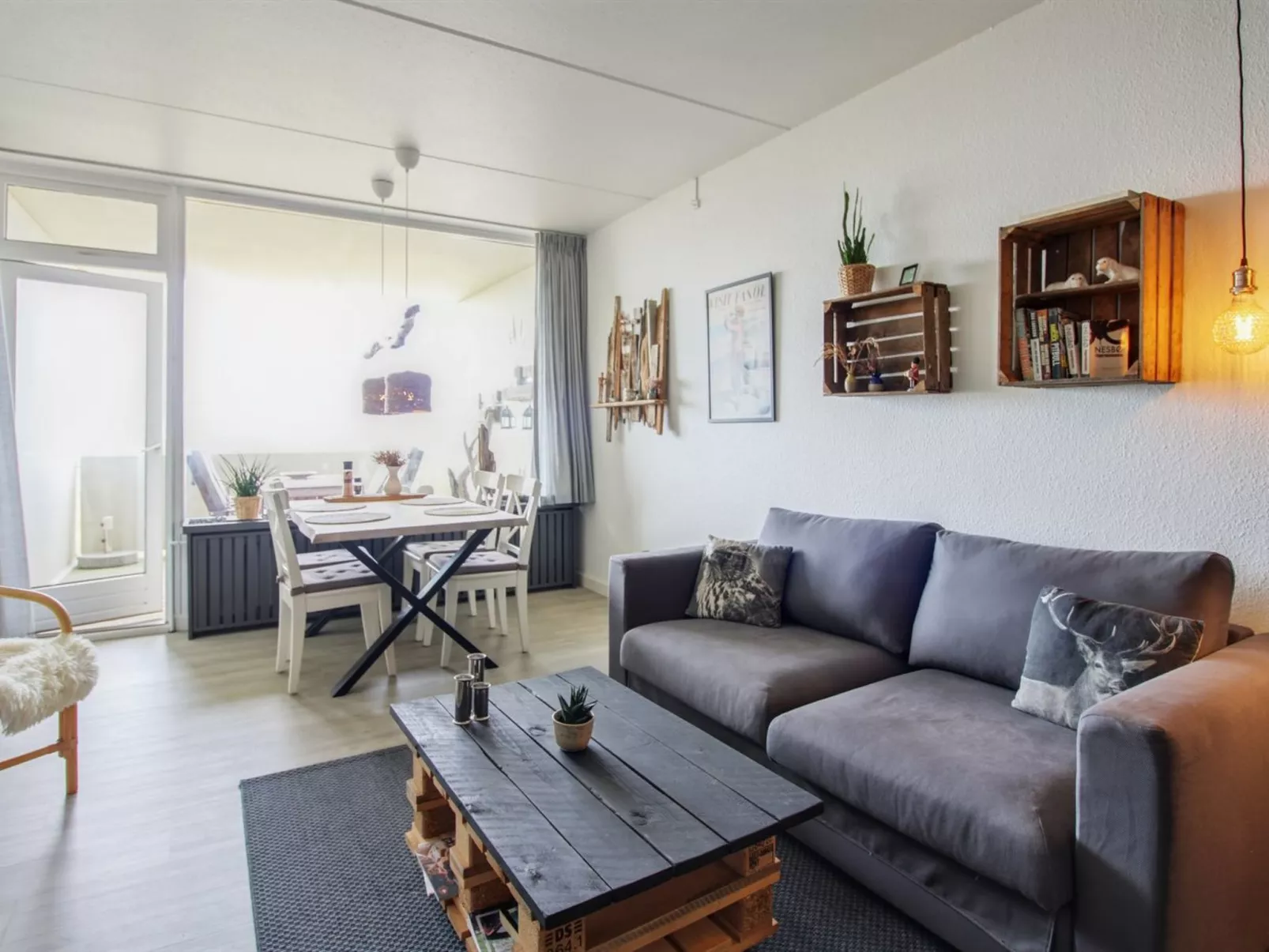 "Brynhild" - 50m from the sea - Binnen