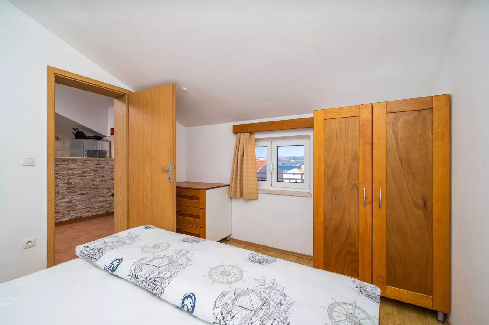 Apartments Senjo - One Bedroom Apartment with Balcony with Sea View (Apartman 1)-Slaapkamer