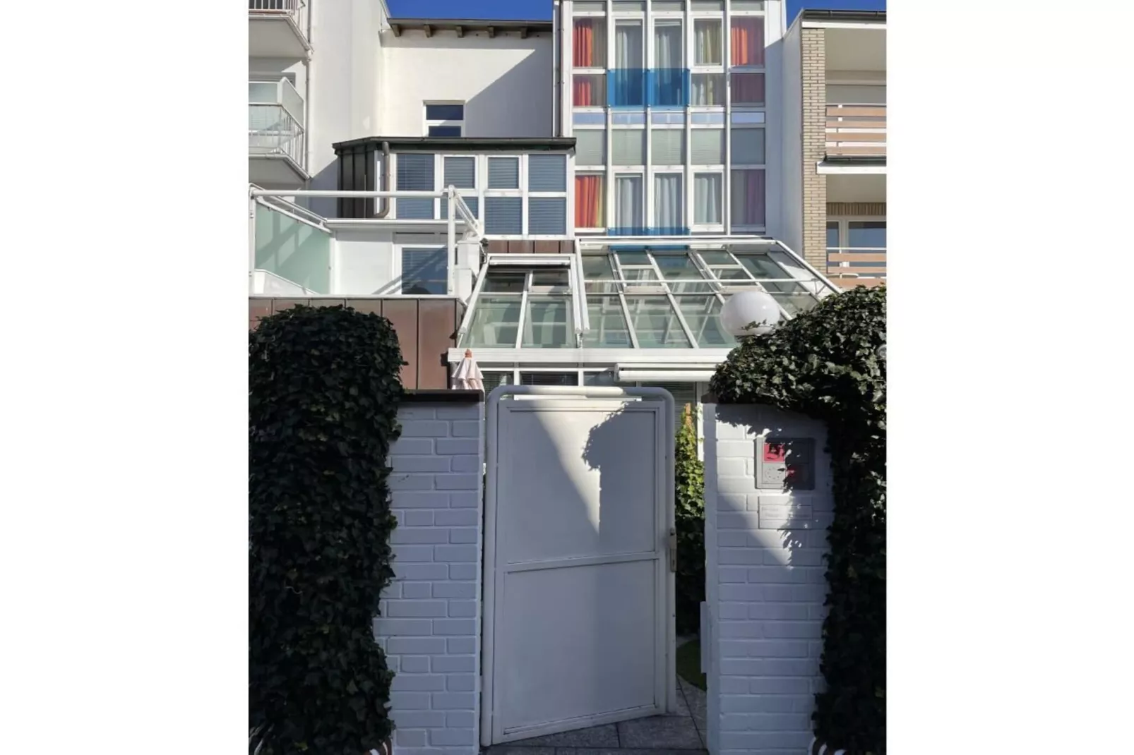 385720 - Buitenkant zomer