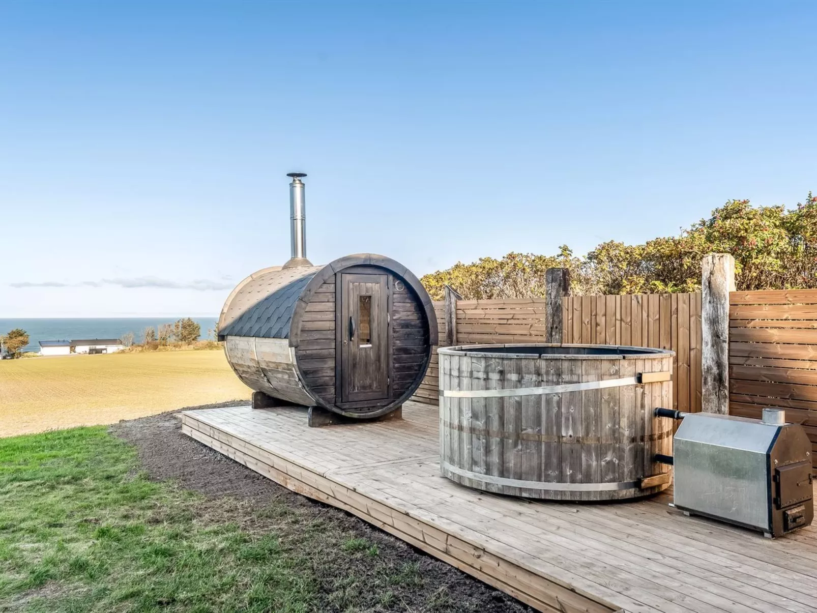 "Elida" - 400m from the sea-Binnen