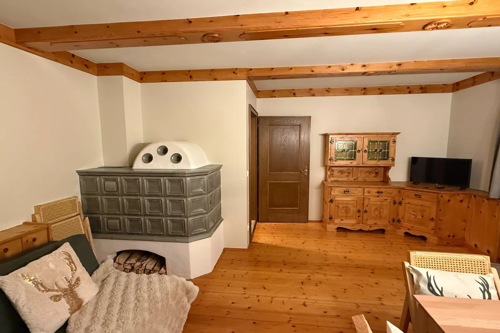 Alpenchalet Berggold-Woonkamer