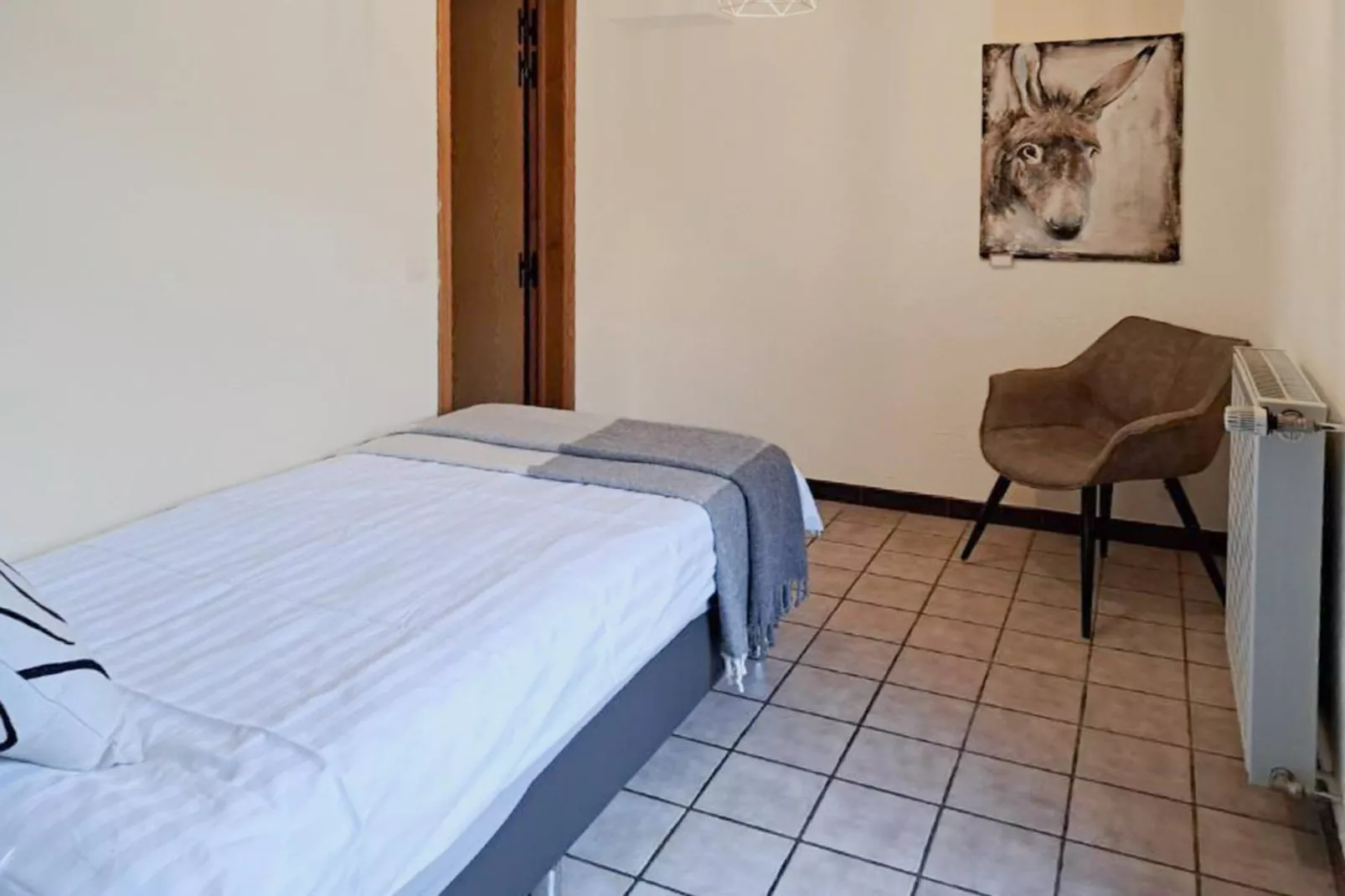 Au Coeur d'Alle Single Room-Slaapkamer