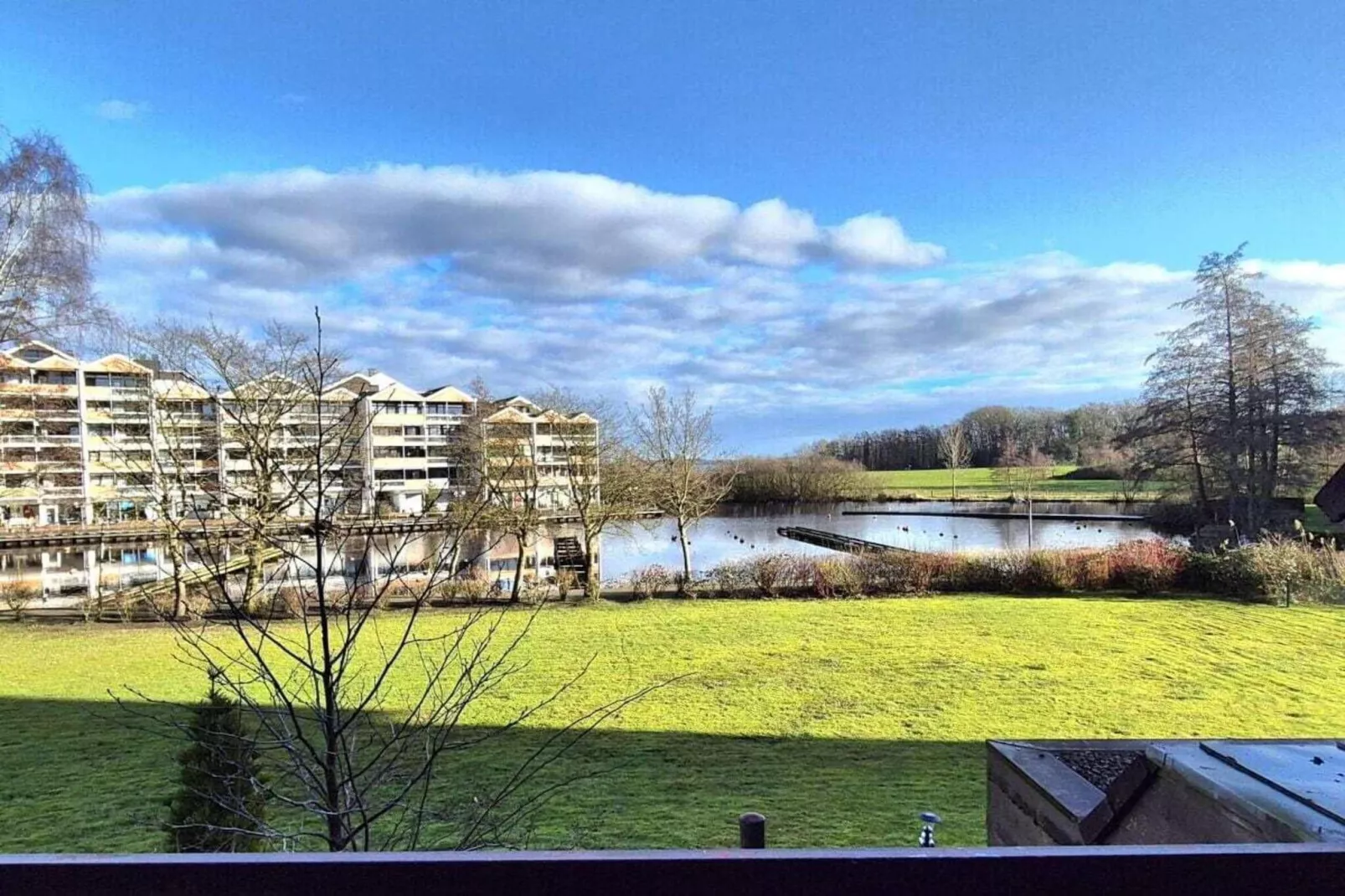 576452-Buitenkant zomer