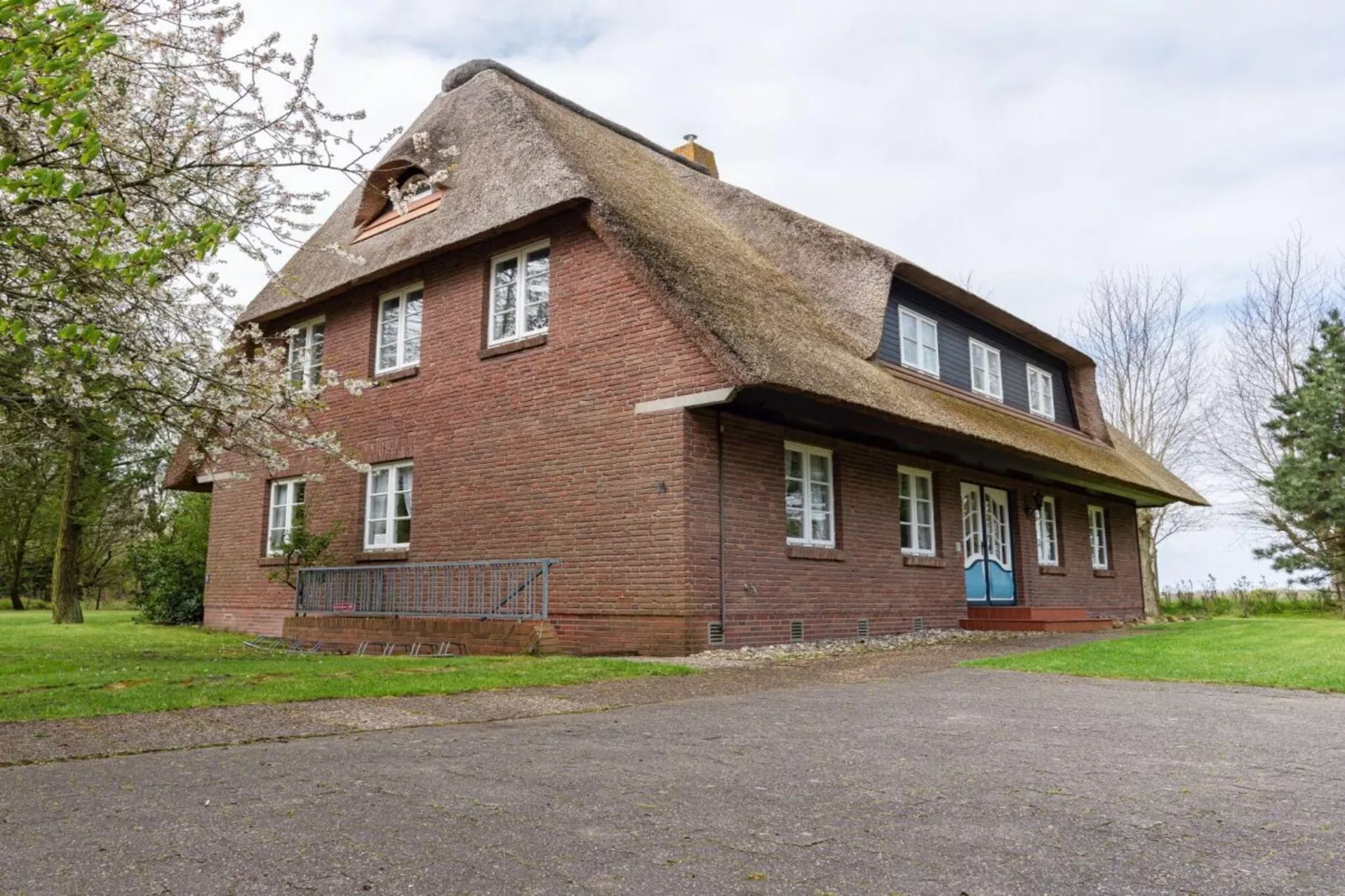 450950-Buitenkant zomer