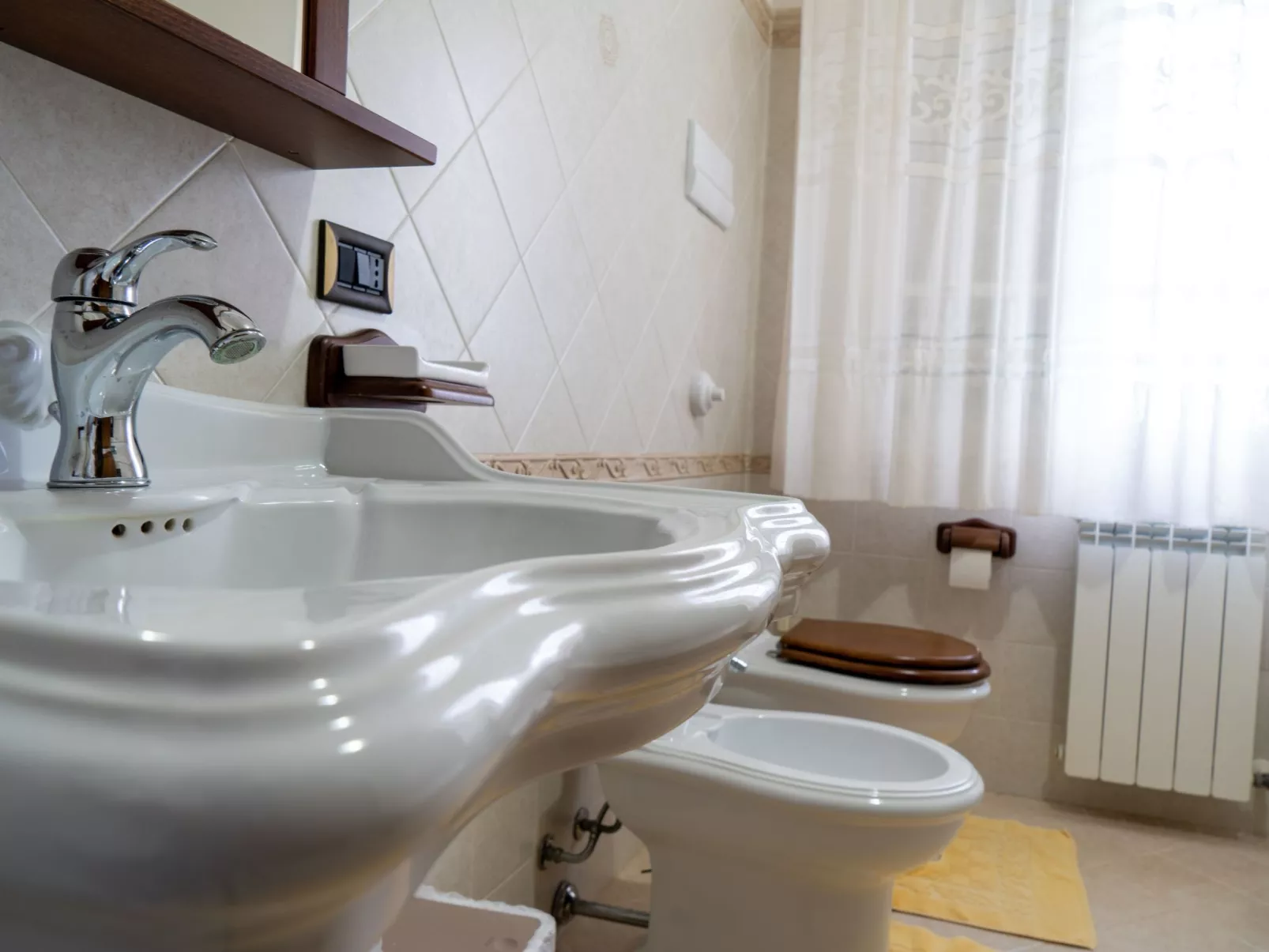 Wunderschöne Villa Oasi della Pace, mit privatem Pool, WLAN und Grillplatz - Binnen