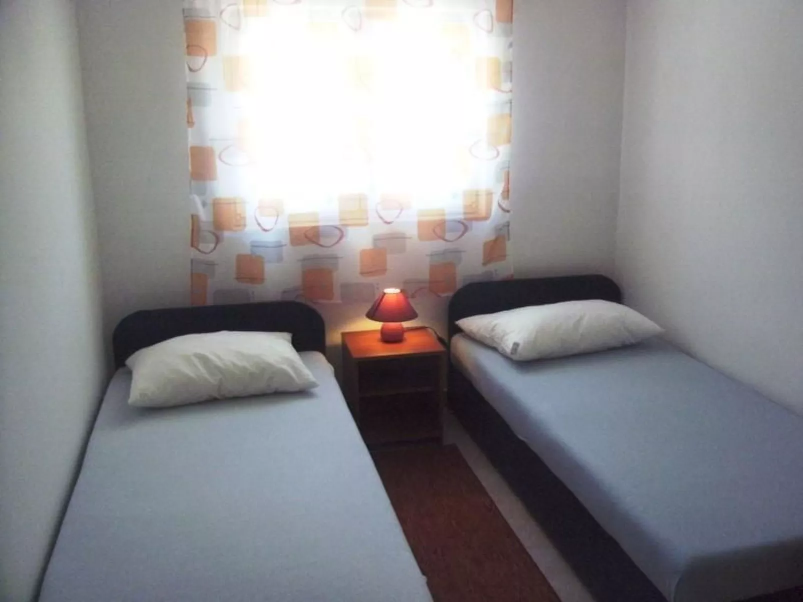 Wohnung in Seget Vranjica mit Terrasse und Grill-Binnen