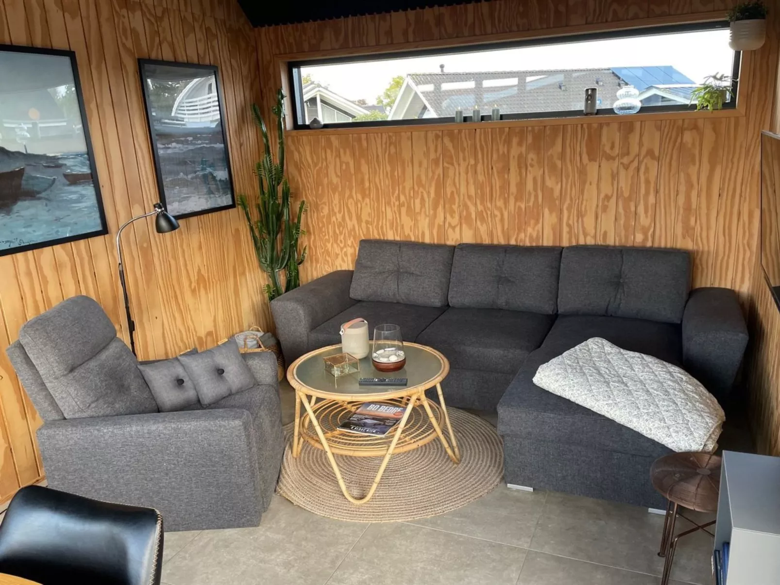 "Greta" - 125m from the sea-Binnen