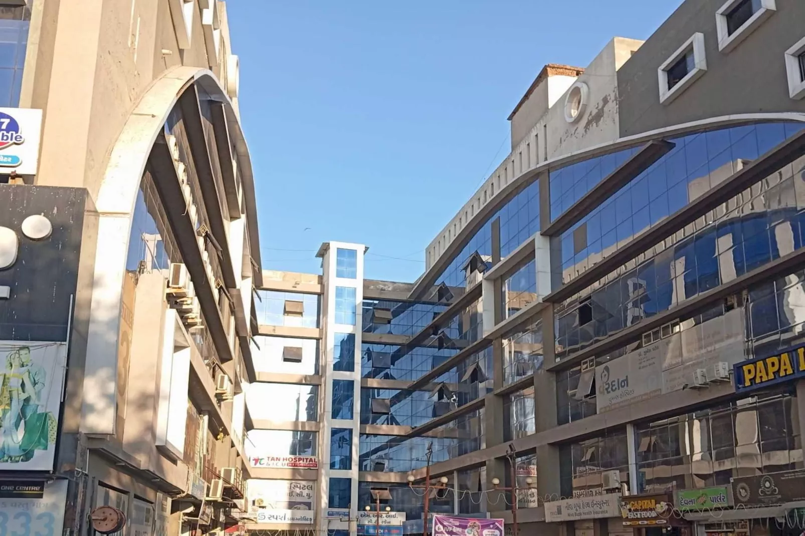 Collection O Kalol Junction Formerly Hotel Prime Land - Buitenkant zomer