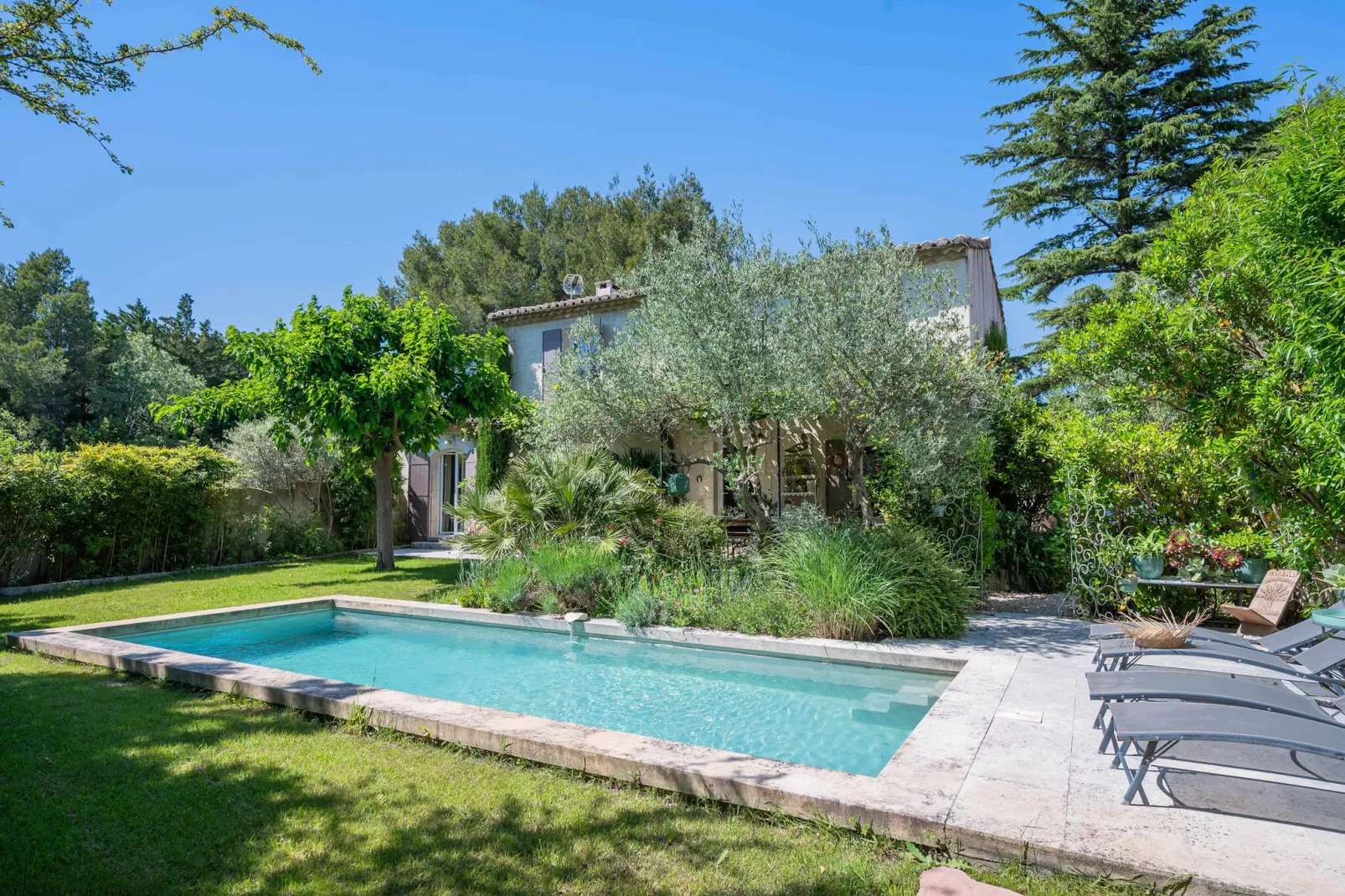 Mas authentique à Paradou Alpilles-Zwembad