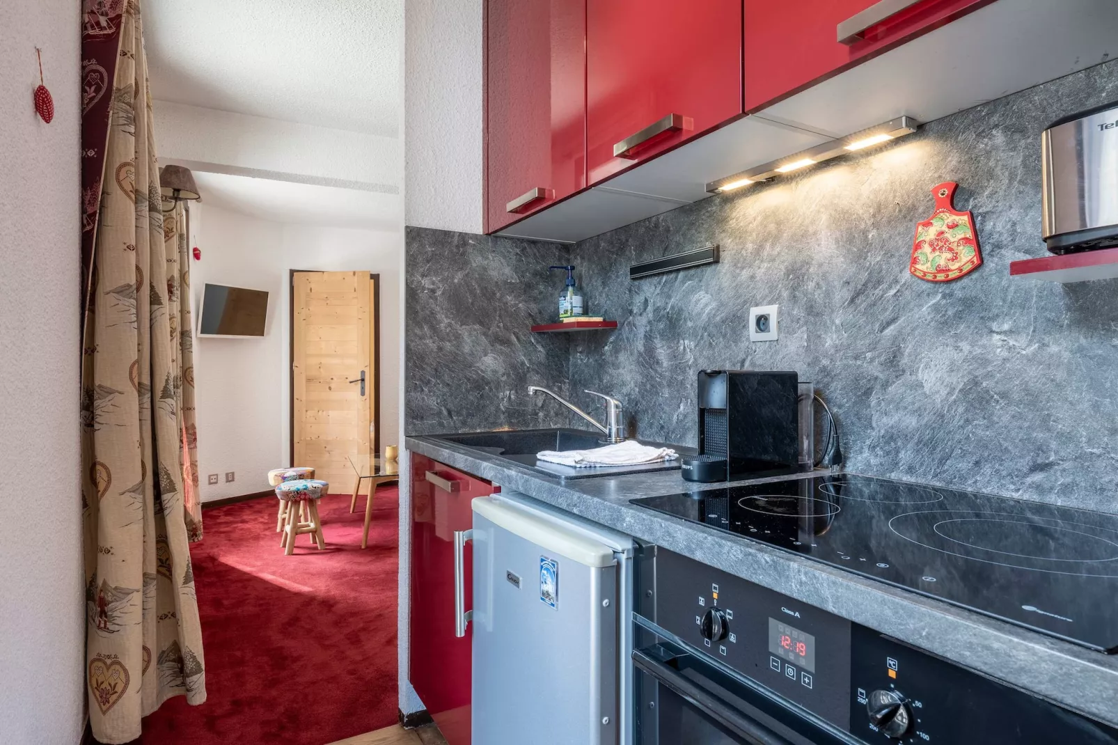Appartement au porte de l'Aiguille du midi-Keuken