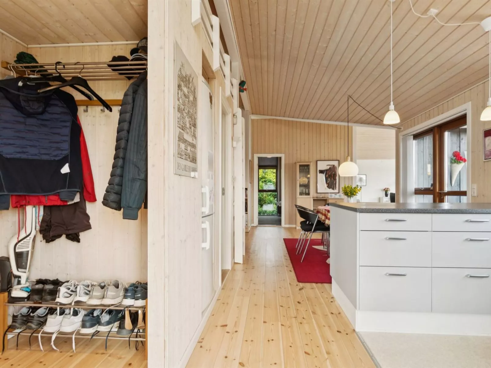 "Viggo" - 200m from the sea-Binnen