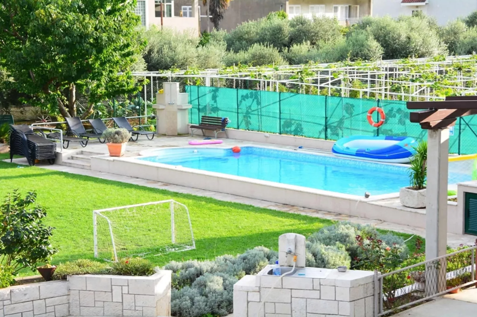 Villa Šolo – Peaceful Nature Park Getaway - Six Bedroom Villa With Heated Pool - Zwembad