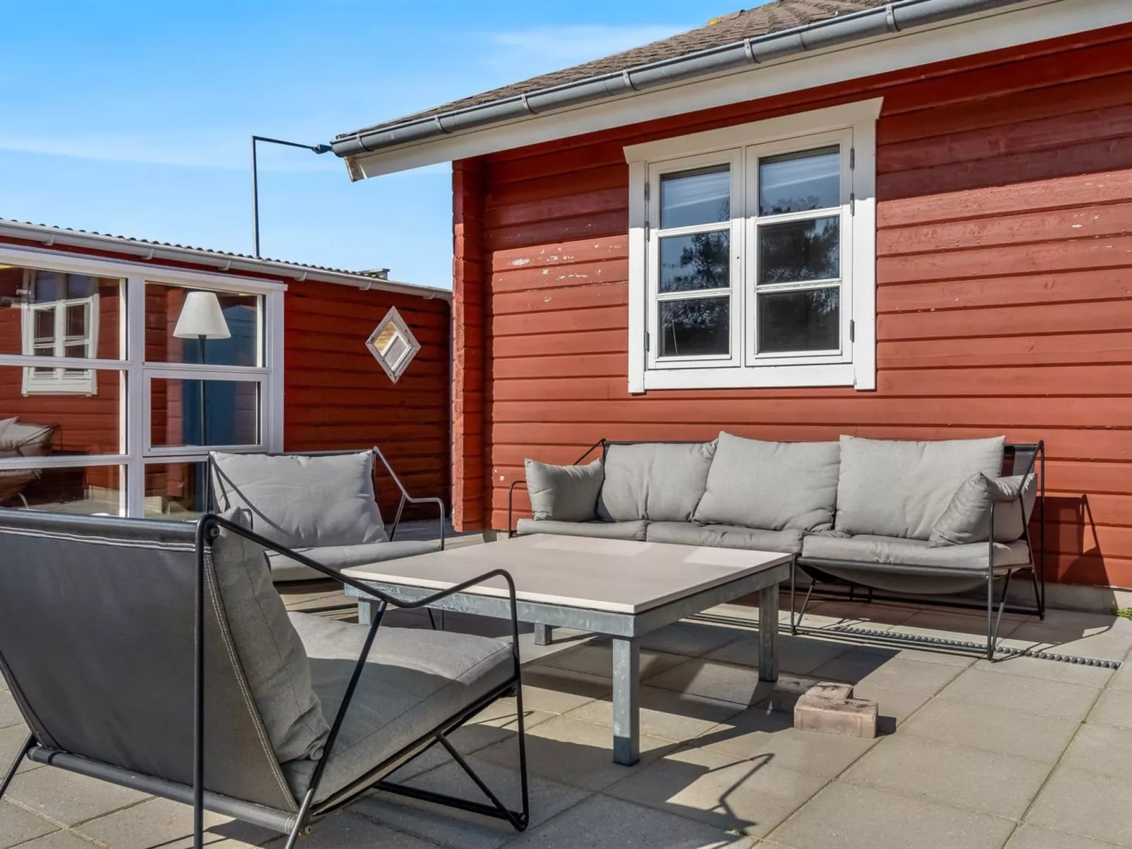 "Uolevi" - 600m from the sea - Buiten