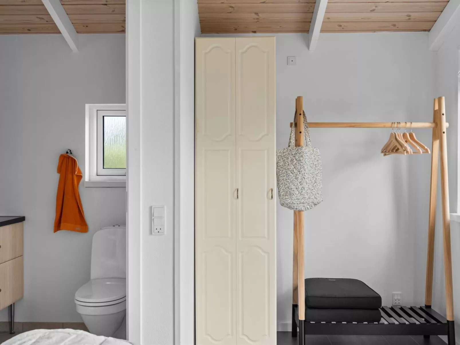 "Lenya" - 60m from the sea - Binnen