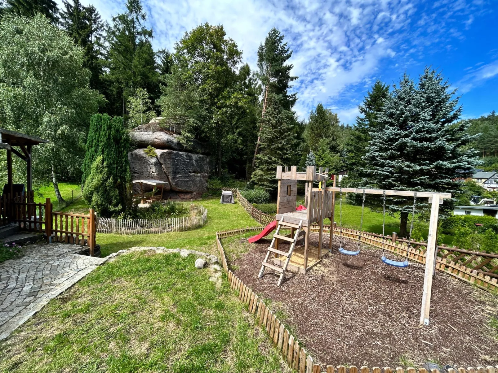 Waldferienhaus Dunja mit Sauna, Whirlpool, direkt am Waldrand, Kletterfelsen - Image-tags.info