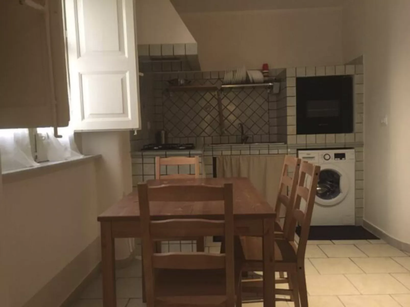 Alley's Haus - Image-tags.info