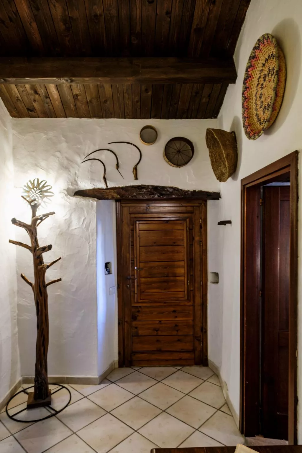 Altes gallurisches Bauernhaus mit Blick auf Olbia - Binnen
