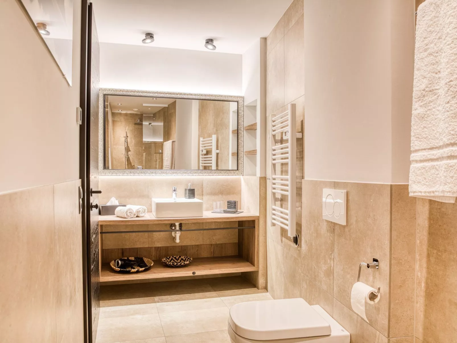 Exklusiv und elegantes Apartment in der Residenz - Image-tags.info