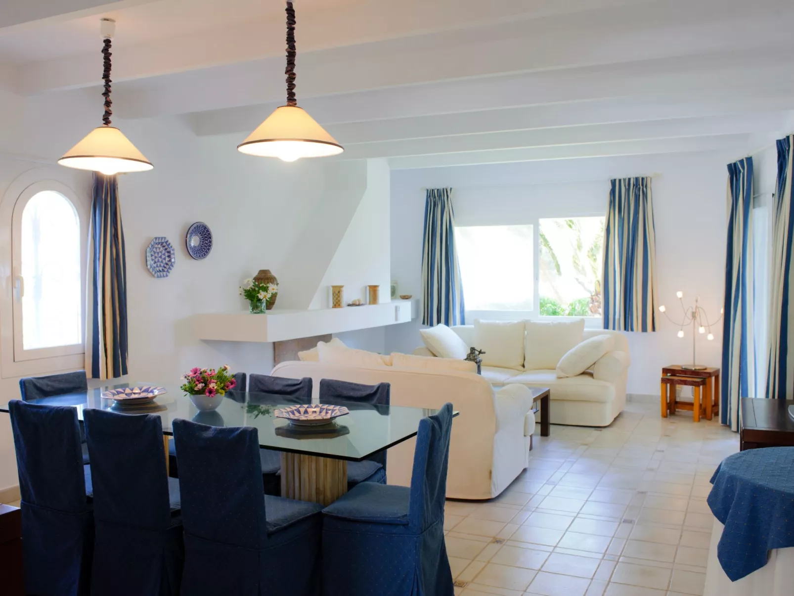 Acebuche - Binnen