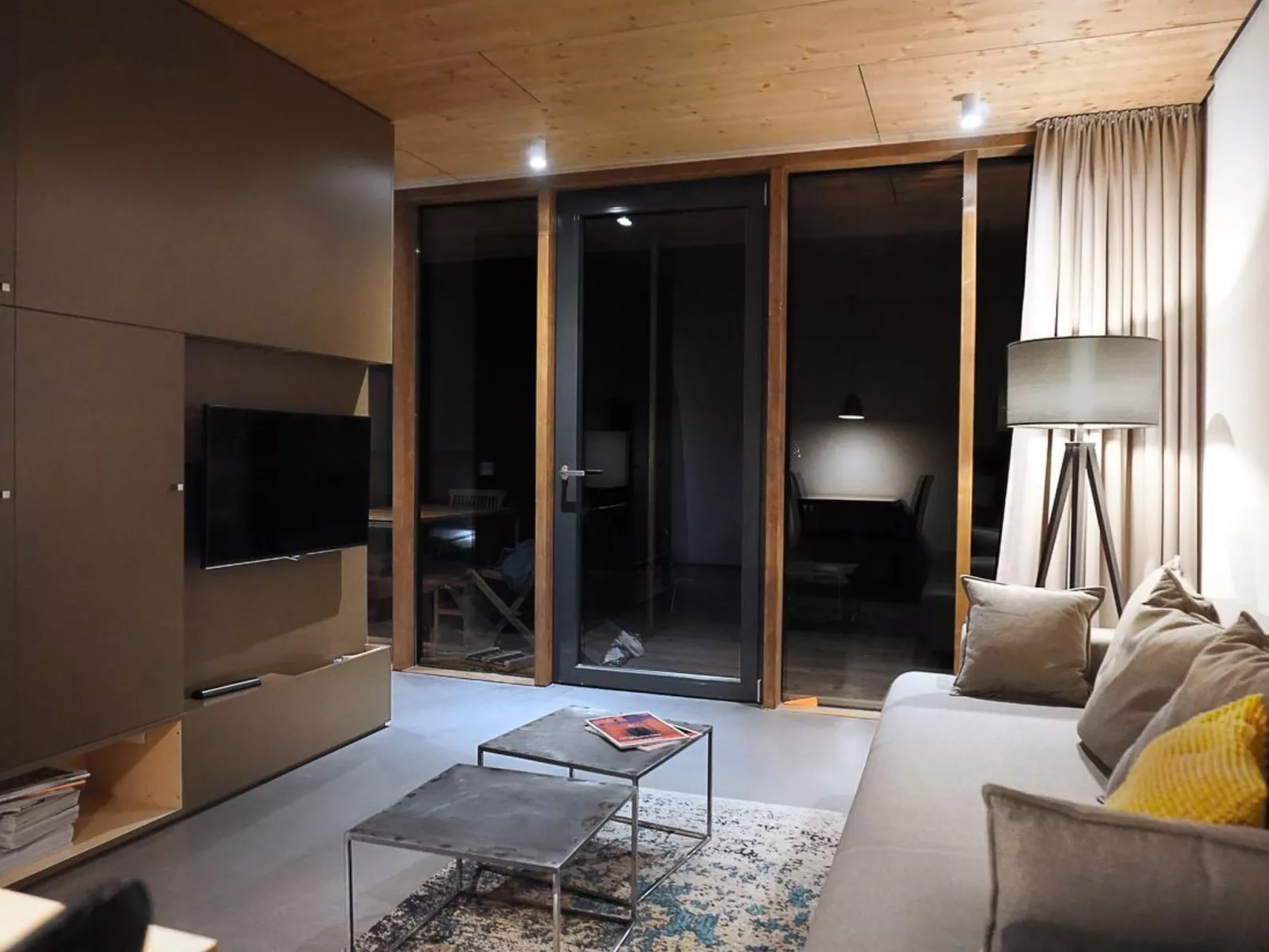 Ideal für Familie mit Kindern oder 2 Paare, Gäste mit 4 Pfoten sind ebenfalls h - Image-tags.info