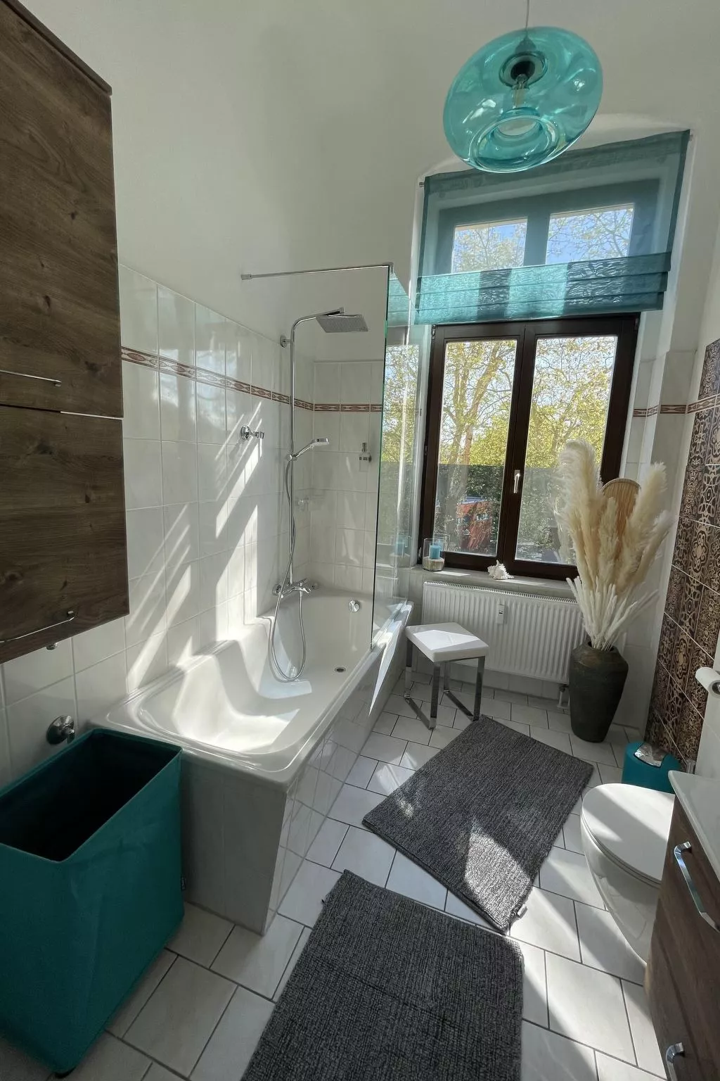 Design Apartment II, hell, 35 Quadratmeter, Zentral zu Grenze Altstadt Park, Gr - Image-tags.info