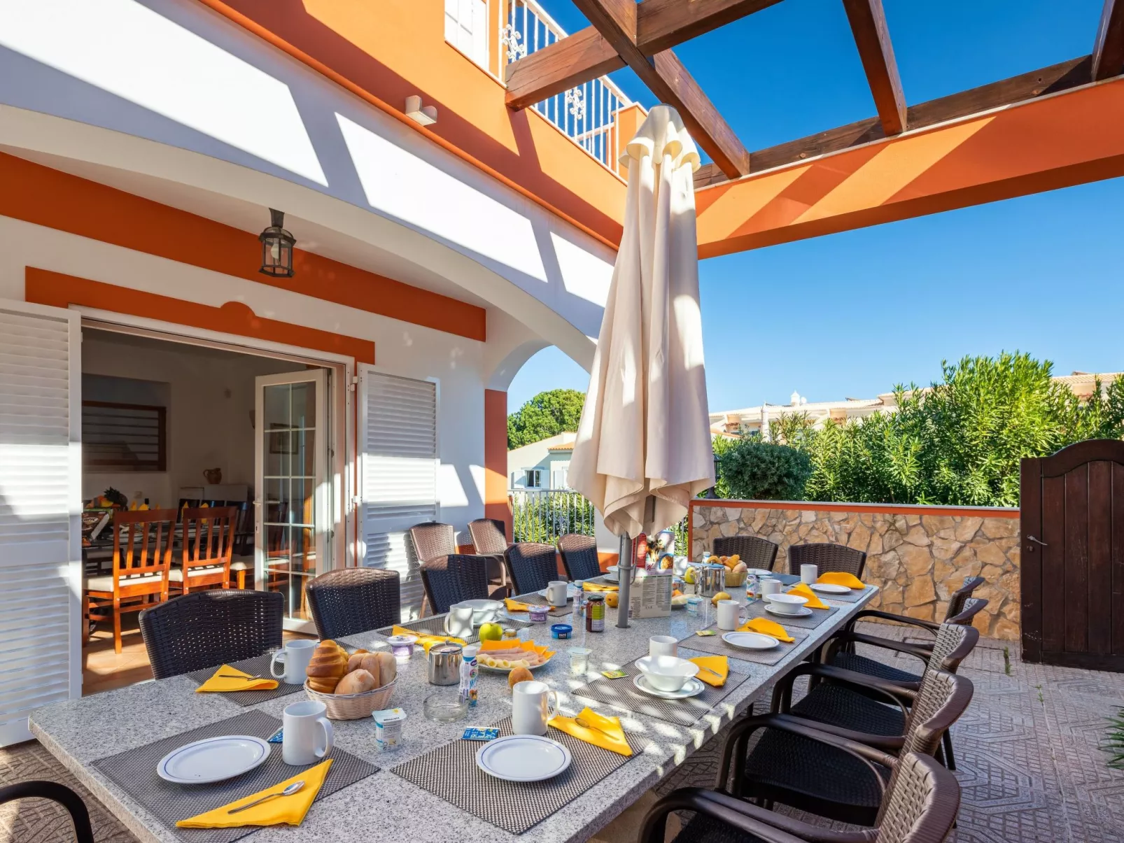 8 Schlafzimmer Villa, Pool, BBq, Strand - Image-tags.info