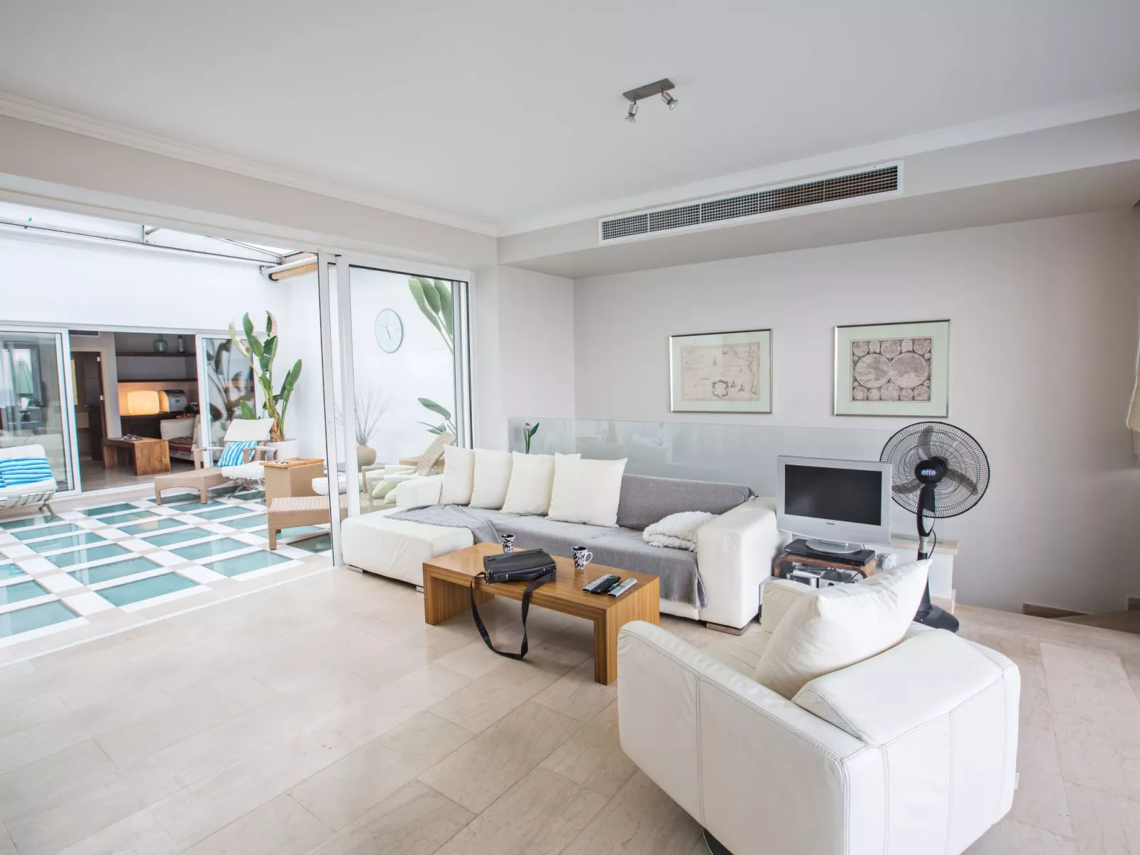 Geräumige Ferienvilla mit atemberaubendem Ausblick - Image-tags.info