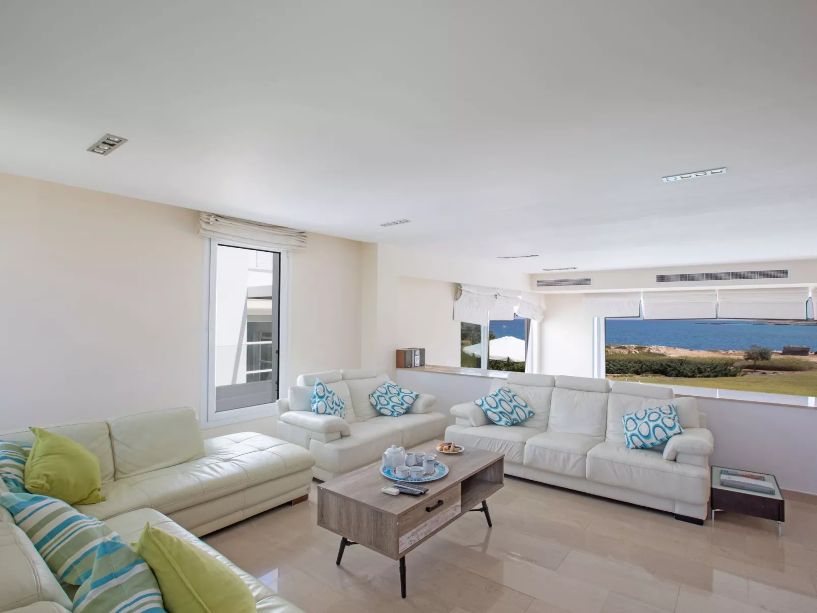 Haus in Protaras mit Pool und Meerblick - Image-tags.info