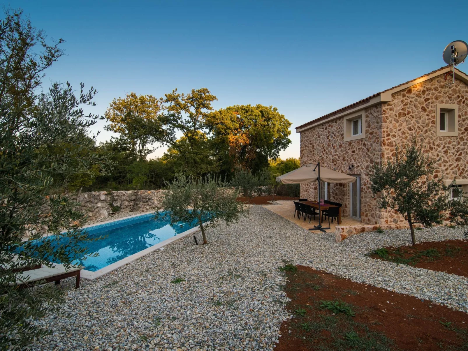 Vila Petite - Steinvilla mit Pool - Image-tags.info