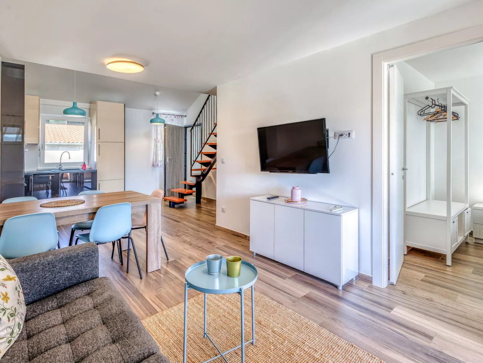 Medna A6 - Image-tags.info