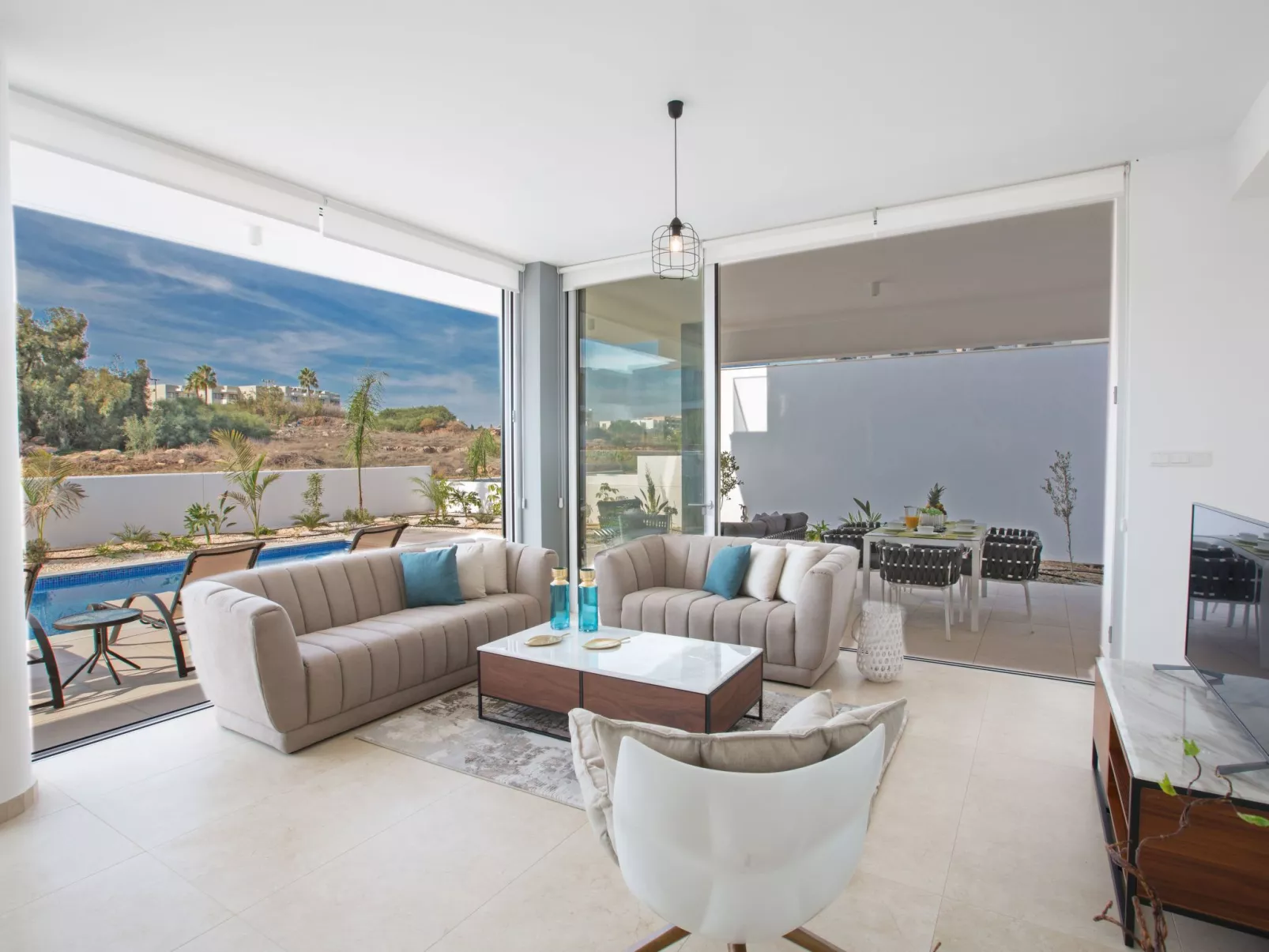 3-Schlafzimmer-Villa mit privatem Pool im Zentrum - Image-tags.info