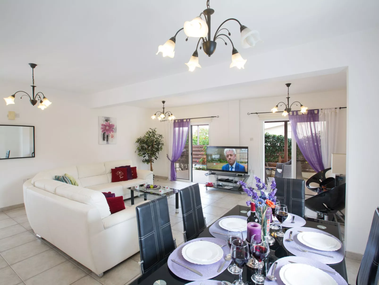 Geräumige Villa mit 3 Schlafzimmern und Pool in Protaras - Binnen