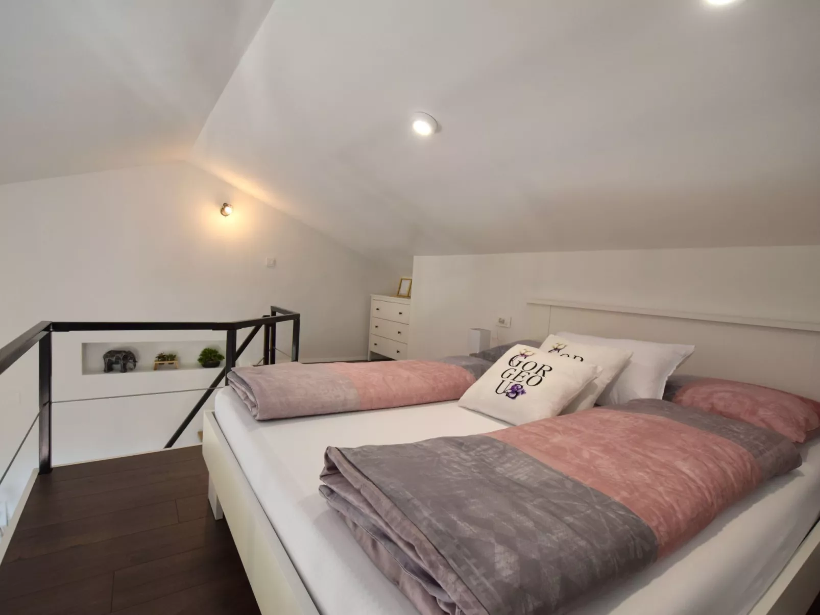 Aki Antonlea - Image-tags.info