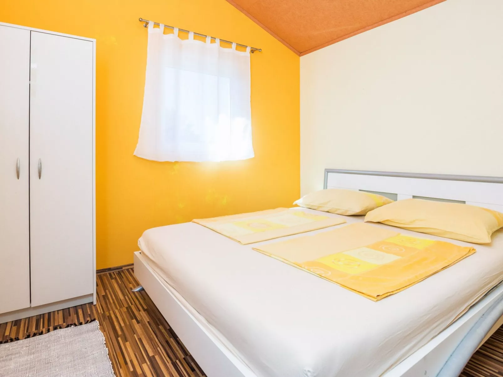 Apartment Kopi 2 - Image-tags.info