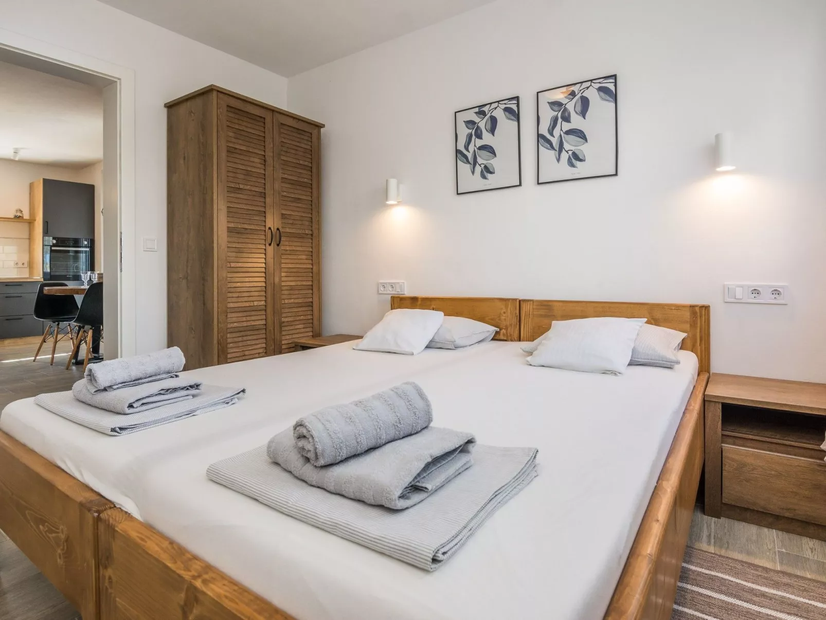 Apartment Pejakovic 2 - Image-tags.info