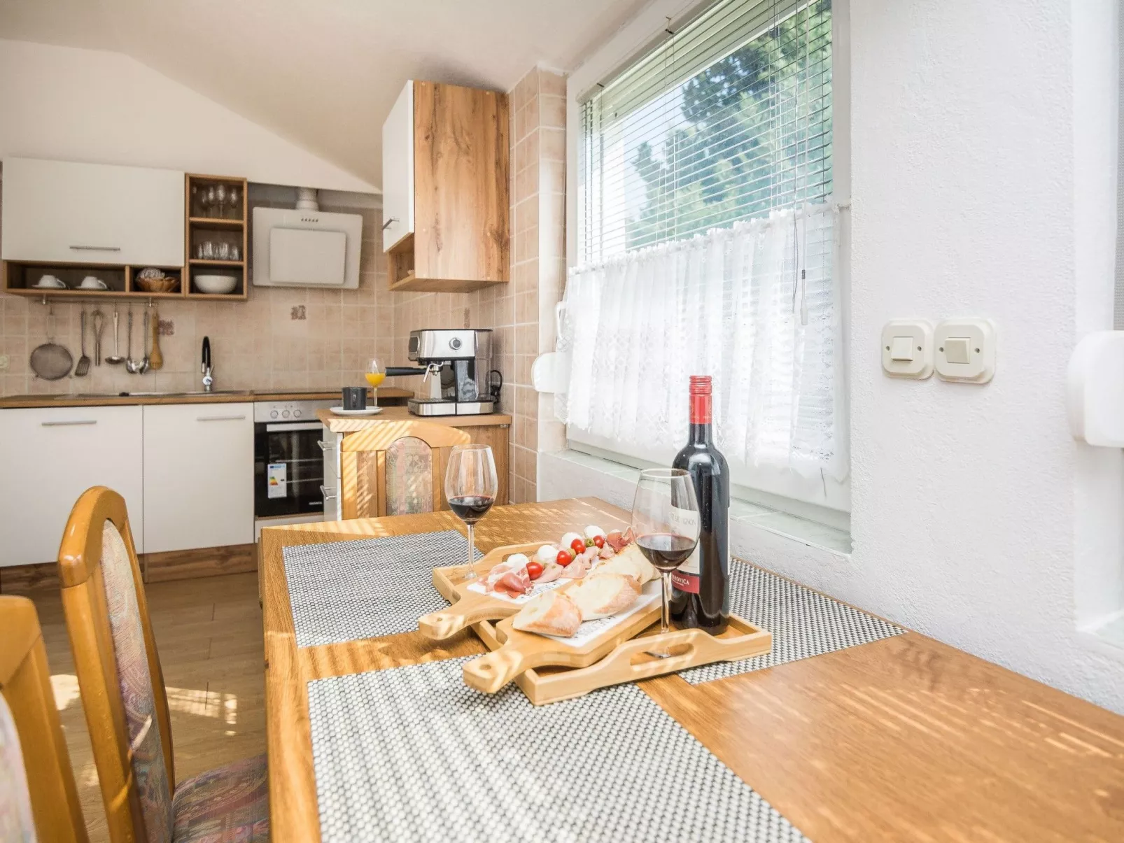 Apartment Napros 4 - Image-tags.info